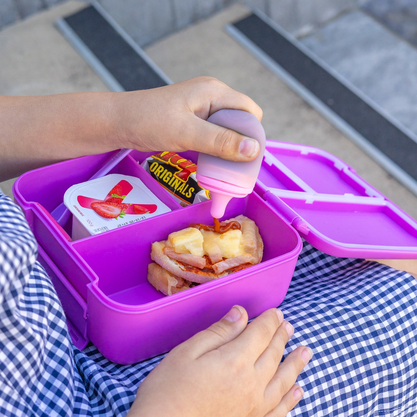 MontiiCo Silicone Sauce Bottle - Floss & Lilac